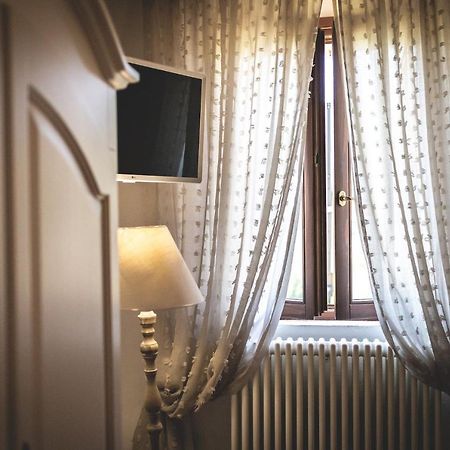 Bed and Breakfast Gatto Rosso Больгері Екстер'єр фото
